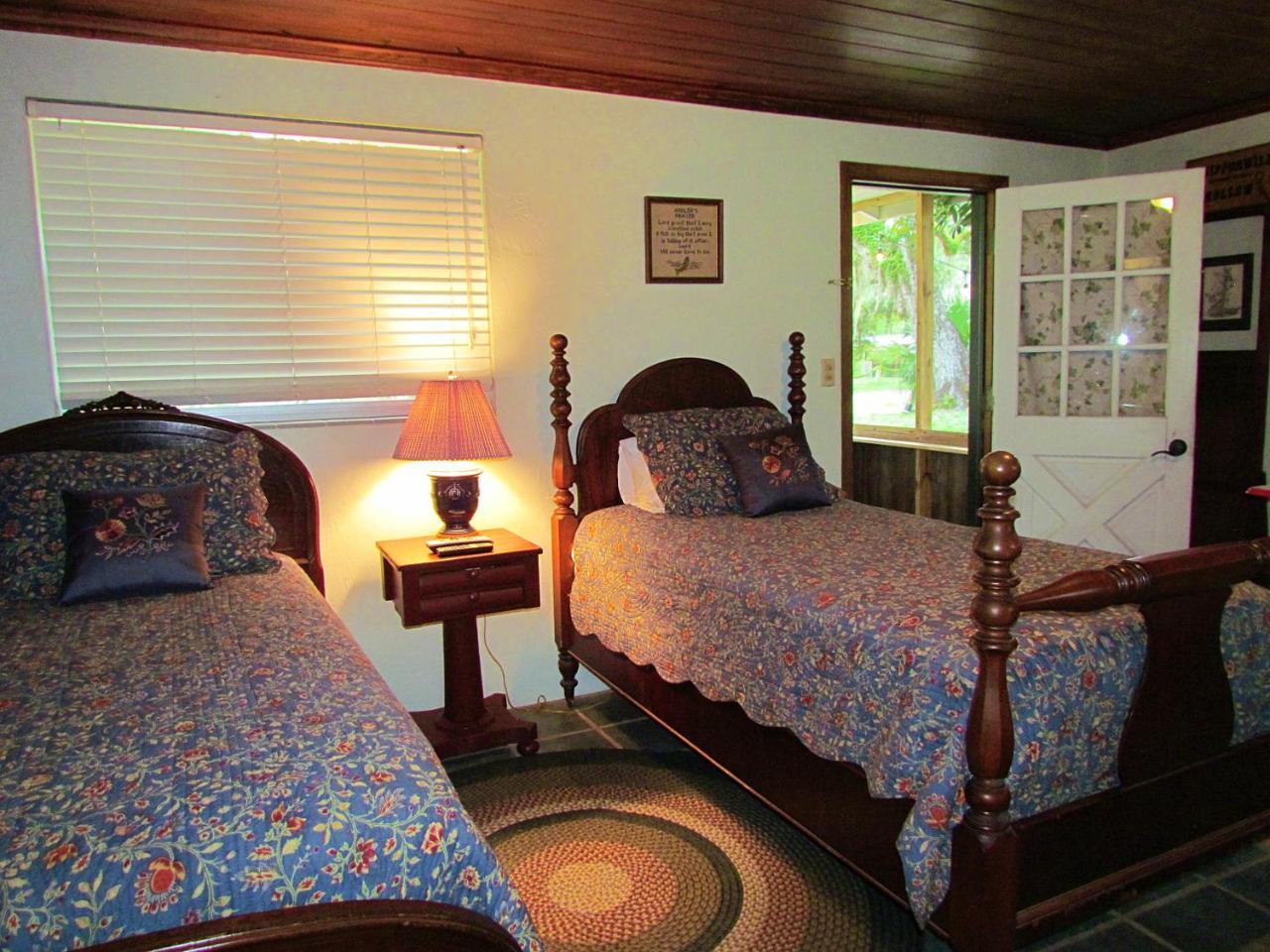 The Yearling Cabins Cross Creek Ngoại thất bức ảnh